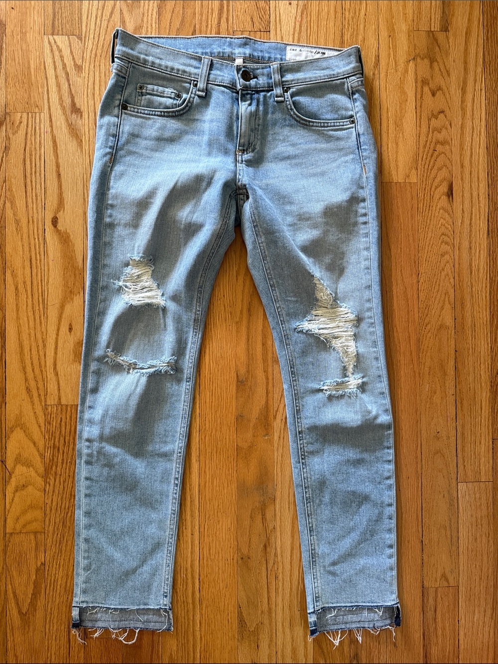 Rag & Bone sz 25 Dre Capri Light Blue Marina Distressed Jeans great condition